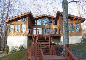 Kindred Spirits at Childs Cove - View of house looking up from Lake Anna