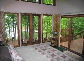 Kindred Spirits Front Master Bedroom Waterfront View with King Bed